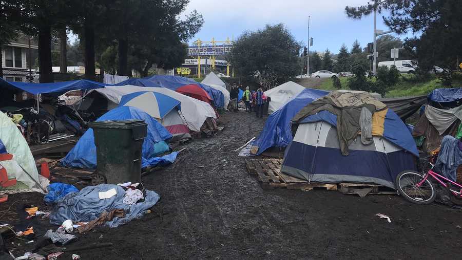 Woman dies at homeless camp in Santa Cruz