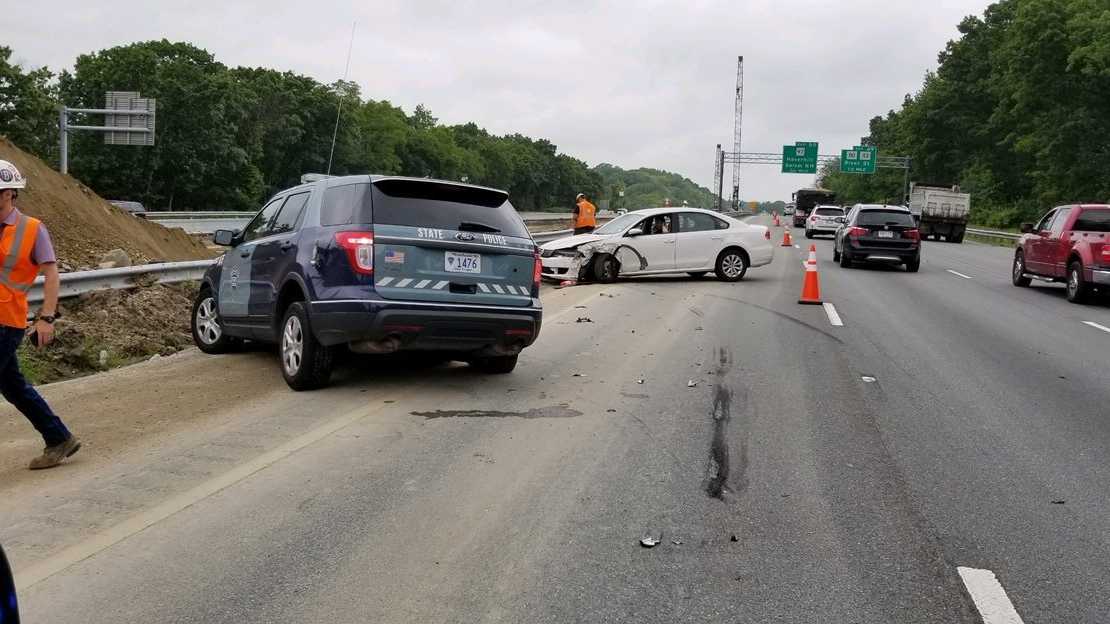 State trooper hospitalized after cruiser struck on Interstate 495