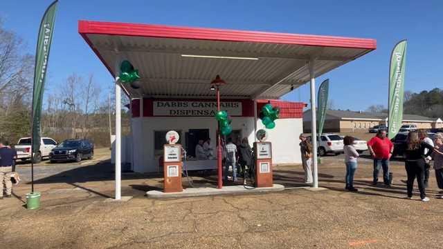 Medical marijuana dispensary opens in Mendenhall - Vimarsana News