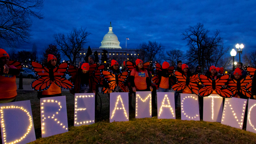 US must continue accepting new DACA applications, says federal judge