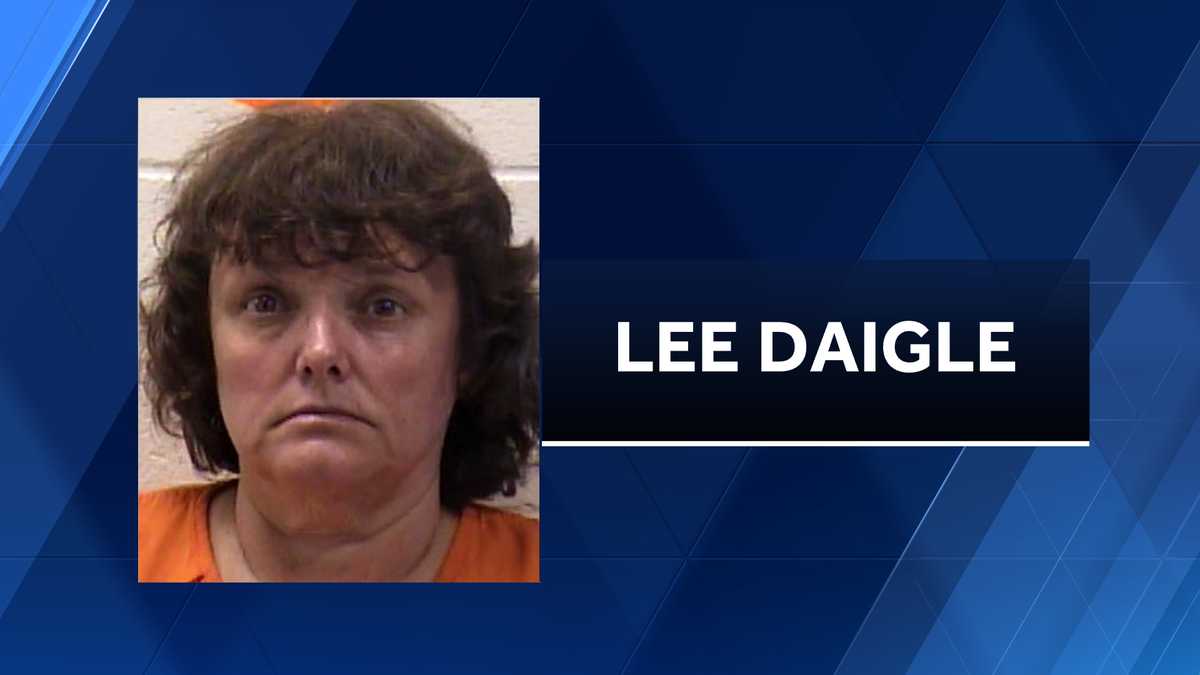 Woman to plead guilty in decades-old 