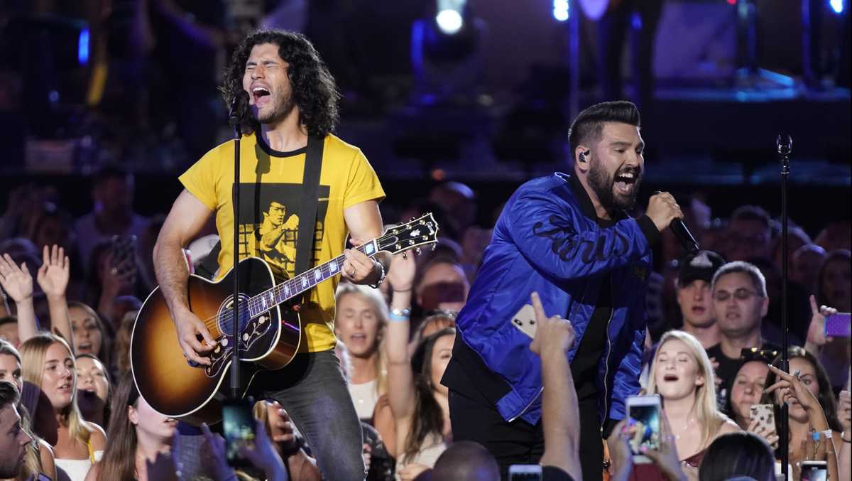 Dan + Shay bringing firstever arena tour to Oklahoma