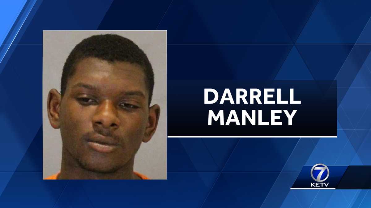Omaha police ask for help locating wanted man