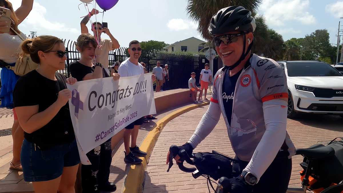 Londonderry man bikes from Maine to Florida in wife's memory for cancer research