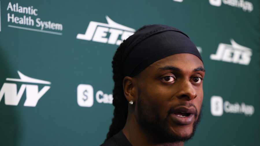 Davante Adams, Russell Wilson add intrigue to Steelers vs. Jets