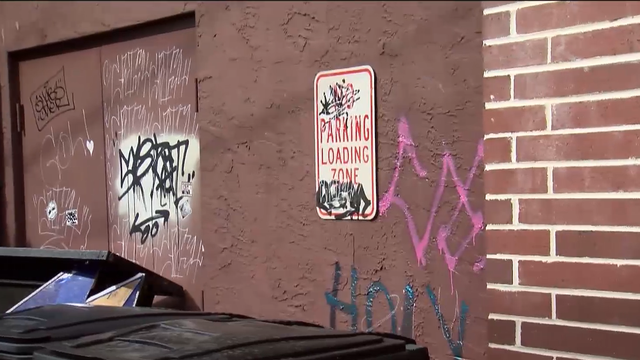Mysterious graffiti popping up across Fort Myers - Vimarsana News