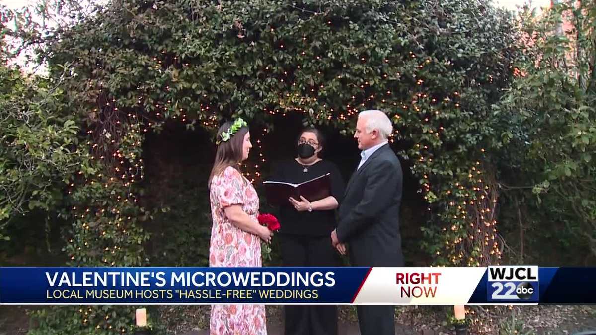 Couples marry on Valentine's Day at Davenport House Museum