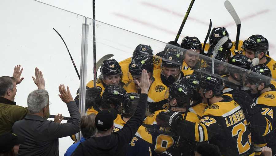 Boston Bruins break NHL record for most wins in a single season