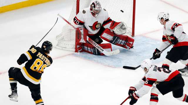 Bruins win 4th straight with victory over Senators - Vimarsana News