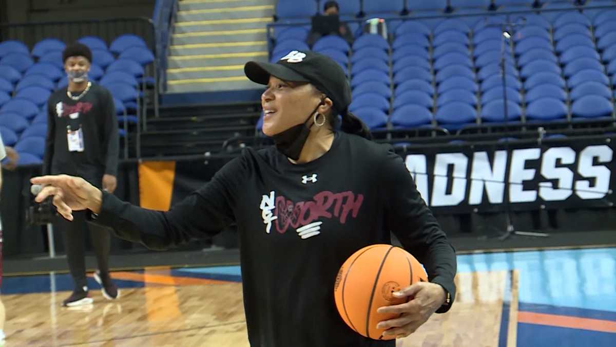 South Carolina's Dawn Staley is AP women's coach of the year