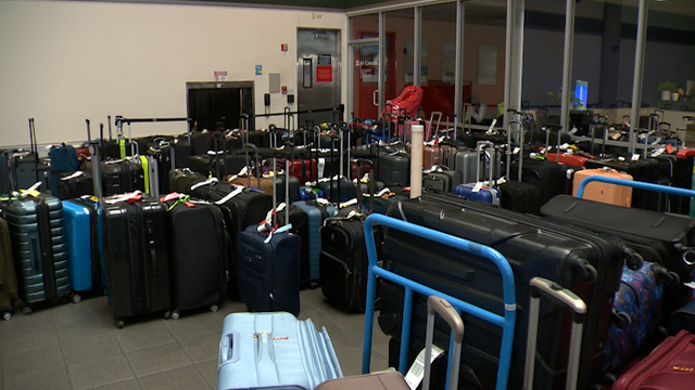 Passengers at Sacramento airport still deal with luggage issues