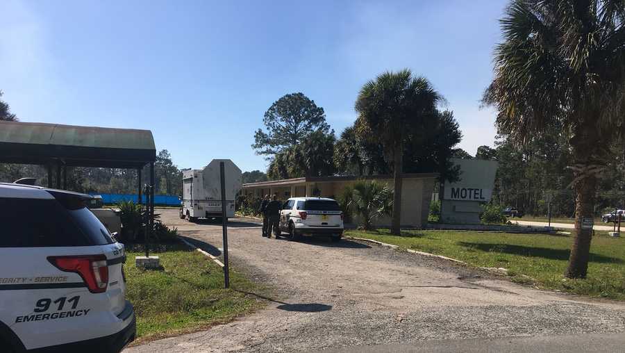 Detectives investigate murder of man at Daytona Beach motel