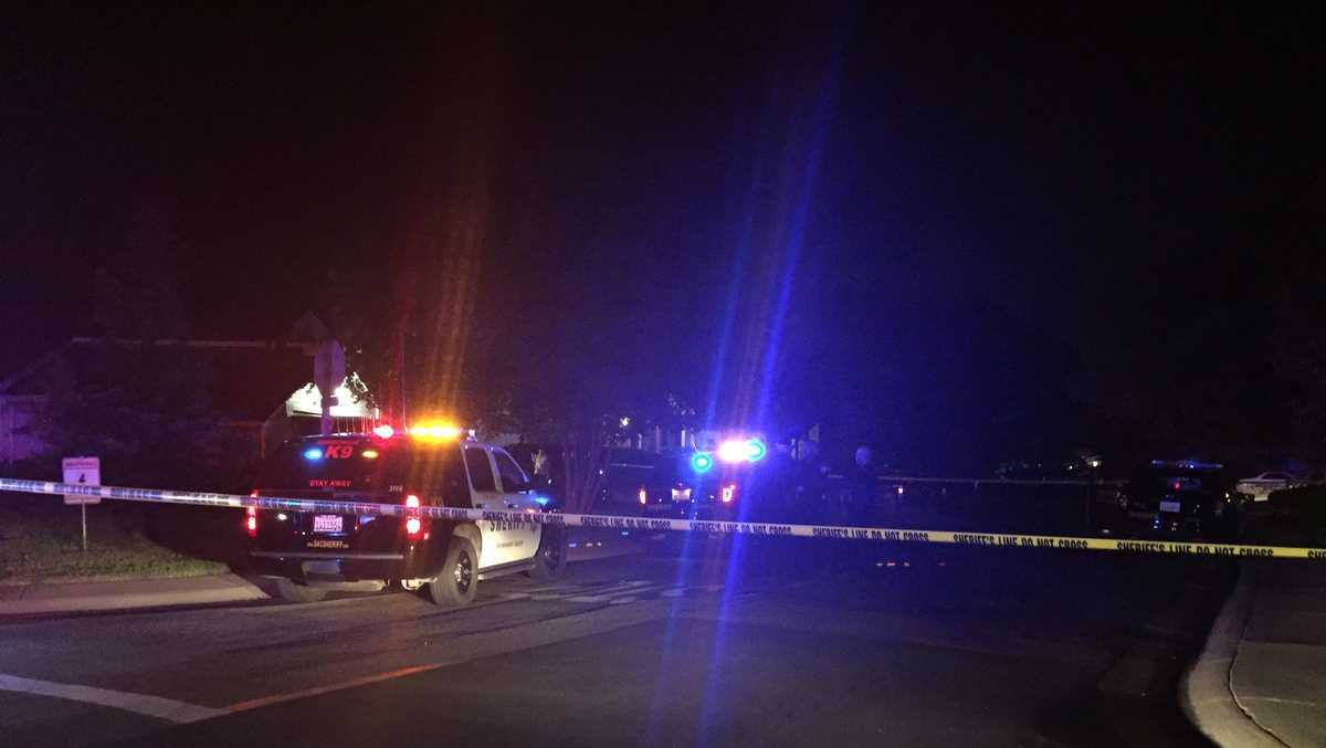 1 dead, 1 hurt after being shot while driving in south Sacramento