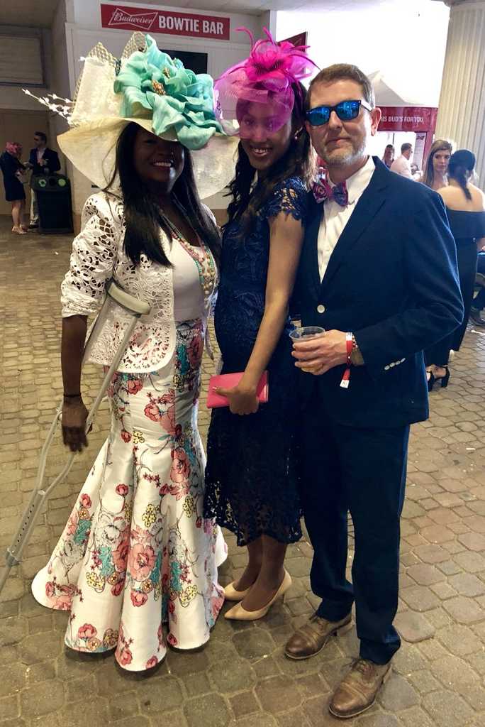 PHOTOS Check out some of the stylish ensembles from Kentucky Oaks Day