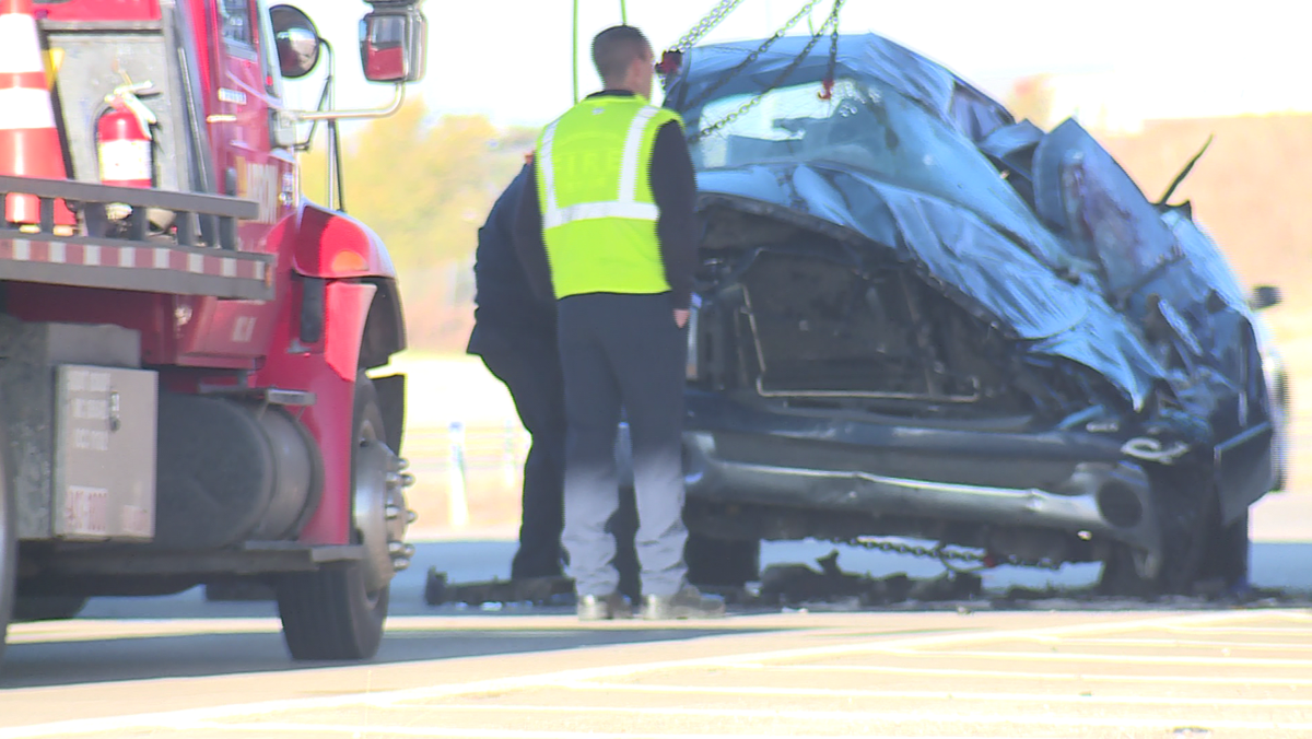 Woman killed in rollover crash in Yukon