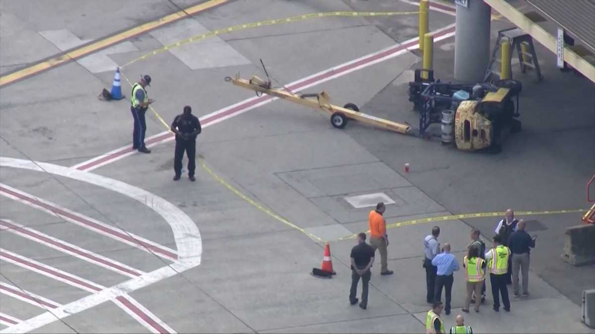 Administrasi Keselamatan dan Kesehatan Kerja (OSHA) mengatakan kecelakaan forklift yang fatal di Bandara Logan sebenarnya bisa dicegah