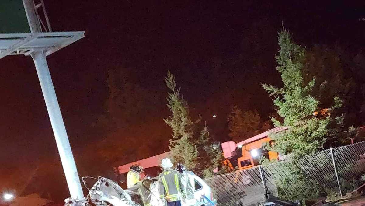Stockton Highway 99 crash into pole leaves 1 dead, CHP says