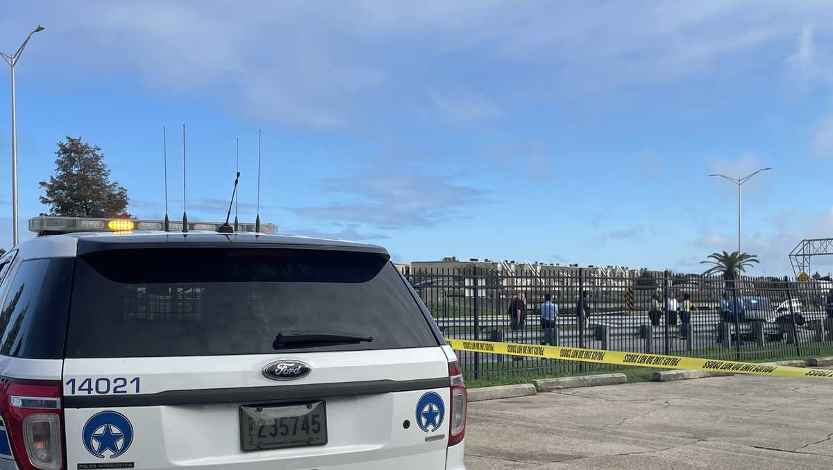 New Orleans East deadly shooting on I-10 service road