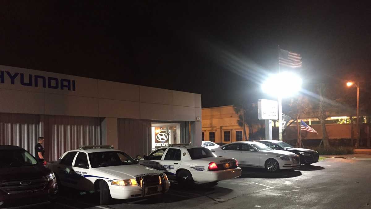 Cars and electronics stolen from Delray Beach car dealership