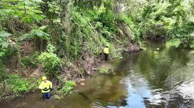 crews-working-to-remove-debris-from-waterways-in-seminole-county