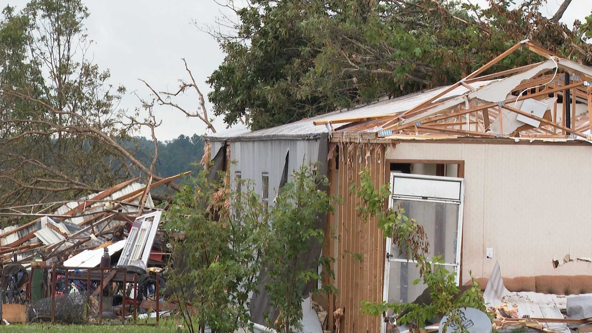 Rogers, Decatur offering weekend help for storm victims - Vimarsana News