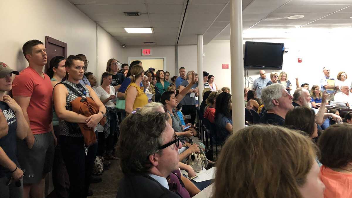 Suburban gun shop set to open has some Dedham residents alarmed