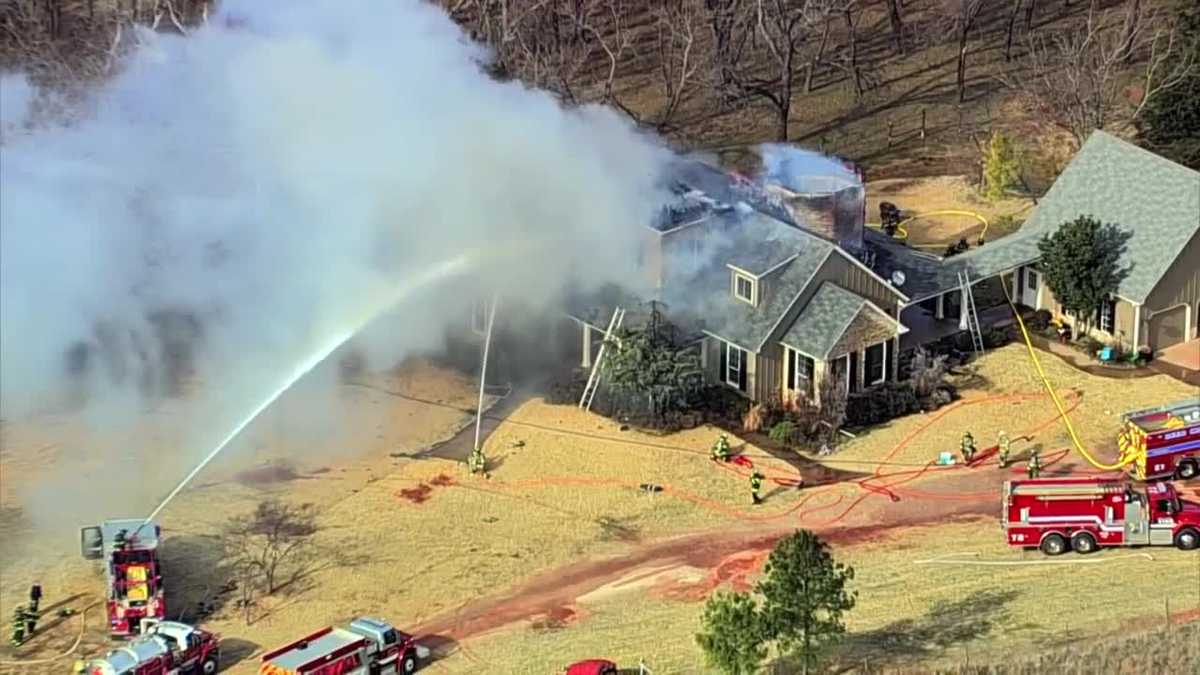 Crews battle house fire in Deer Creek