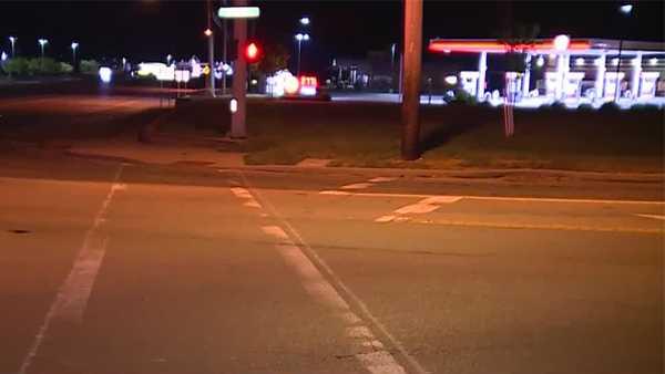 2 teens struck by car in Deerfield Township