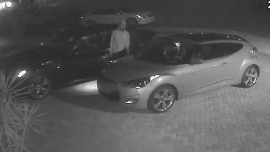 Gunmen break into cars in DeLand