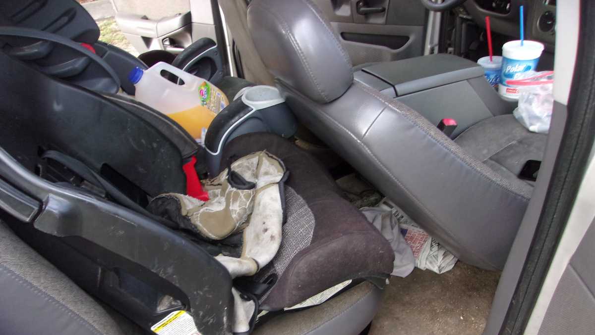 Toddler in soiled diaper found in insect-infested car while parents ...