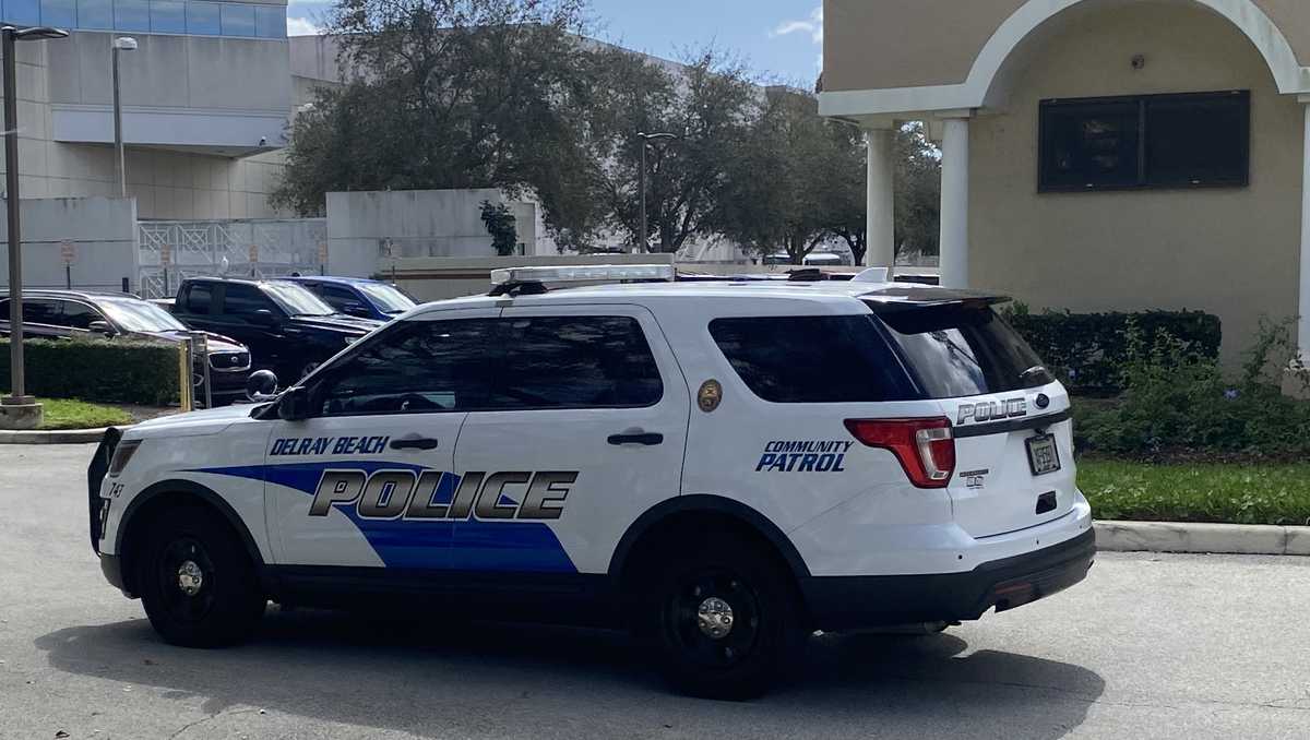 Child hit by vehicle in Delray Beach shopping center parking lot