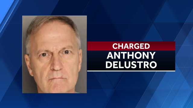North Carolina: Summerville police officer charged in killing of Winston-Salem man in Chick-fil-A parking lot - Vimarsana News