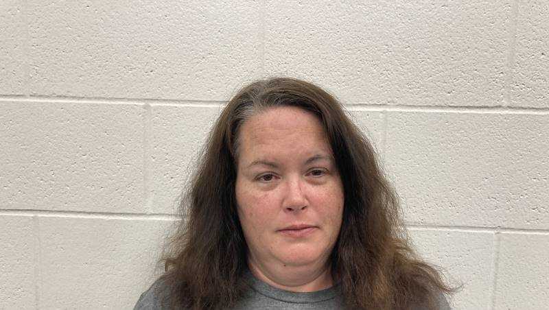 Court docs: Home health aide accused of forging checks, stealing from victim