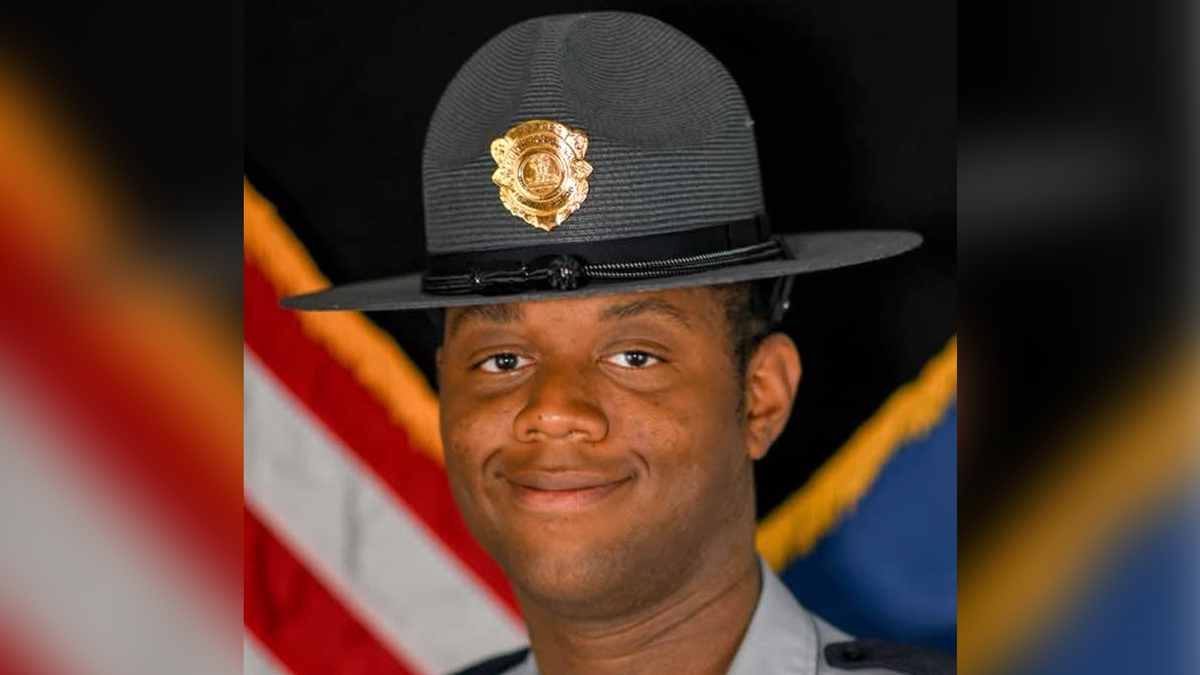 South Carolina trooper dies after being struck along busy interstate