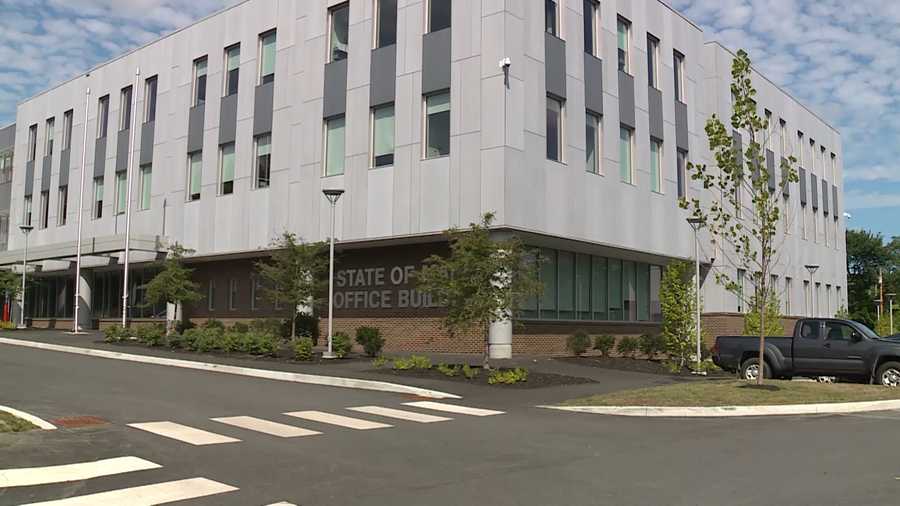 Proposal to scrutinize Maine child protective services moves on