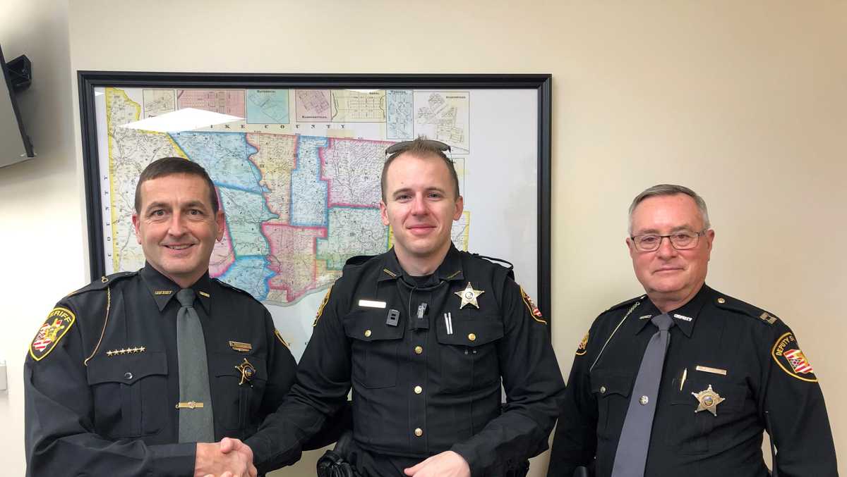 Ohio deputy sees kids using tote for sled, so he decides to buy ...