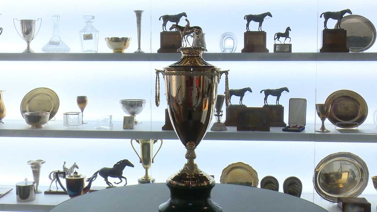 Trophy for Kentucky Derby 146 to be reengraved with new date