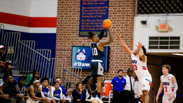Good Times Continue to Roll as Privateers Win Seventh Straight - Vimarsana News