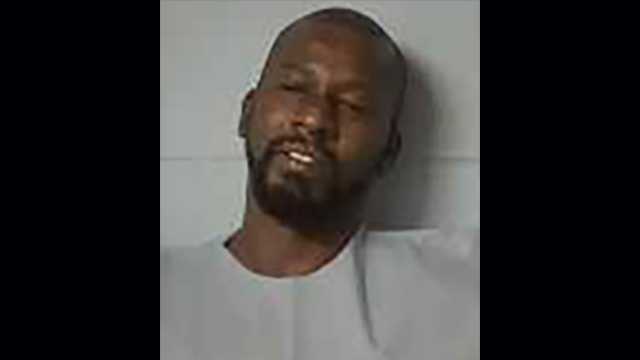 Vicksburg Man Arrested Accused Of Shooting His Girlfriend Police Say