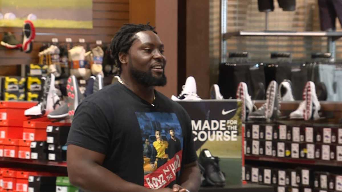 Chiefs' Derrick Nnadi surprises kids with back-to-school shopping spree