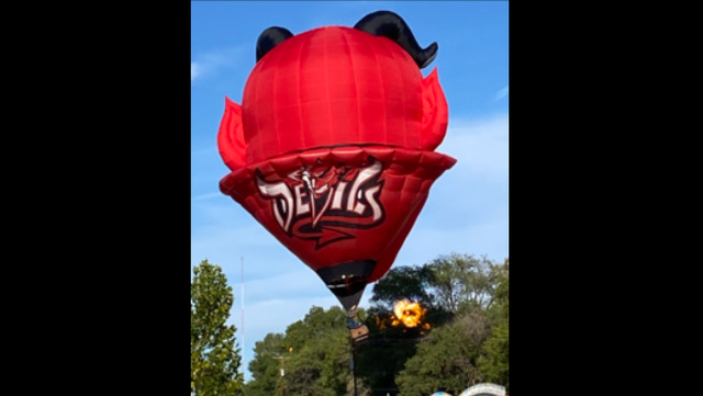 Two balloons crash into powerlines in Albuquerque's North Valley - Vimarsana News
