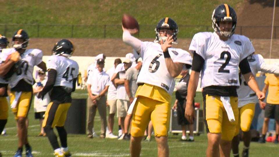 Pittsburgh Steelers quarterback Devlin Hodges looks to rebound