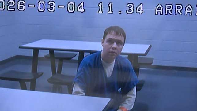 Trial set for repeat sex offender accused of assaulting child at South Lebanon store