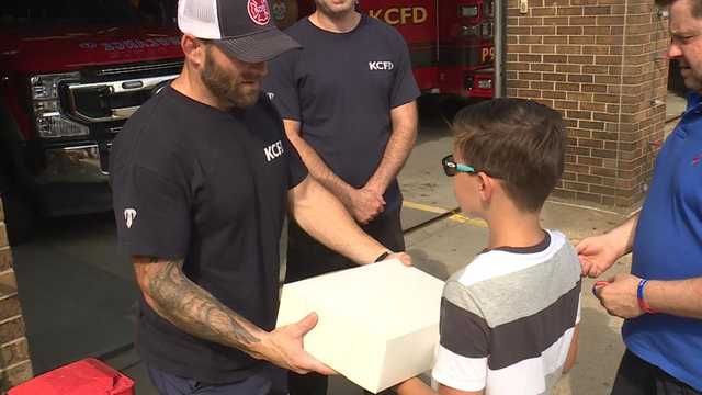 Random acts of kindness across KC metro honor lives lost on 9/11 - Vimarsana News