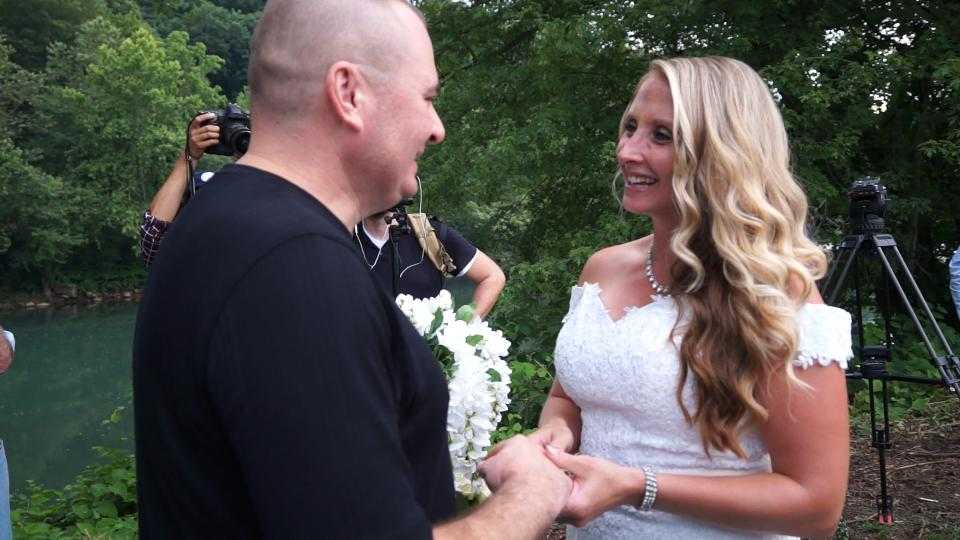 Leechburg police chief who lost arm in fireworks mishap gets married 18