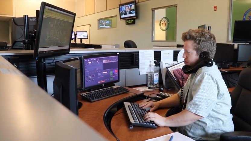 A 911 dispatcher helped a father deliver his son at the family's home on Monday morning.