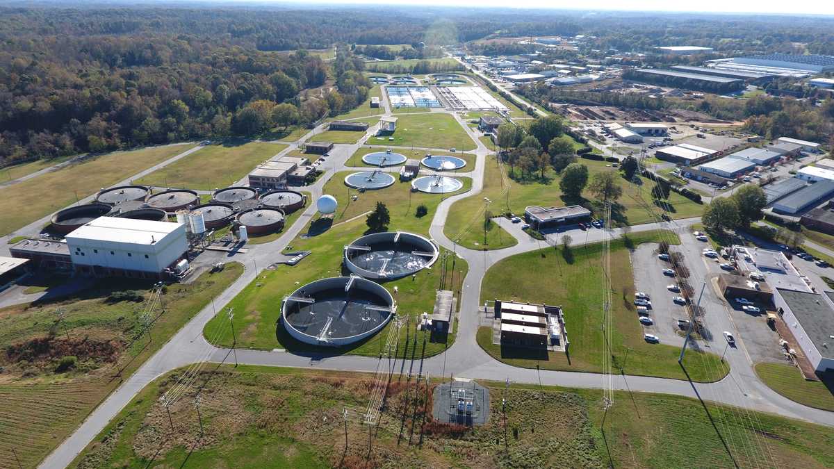 North Carolina health leaders track COVID-19 transmission spread by ...