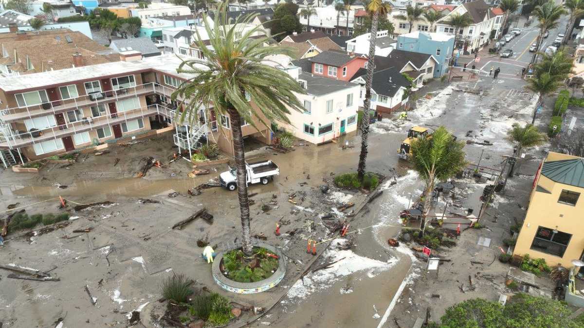California tsunami waves
