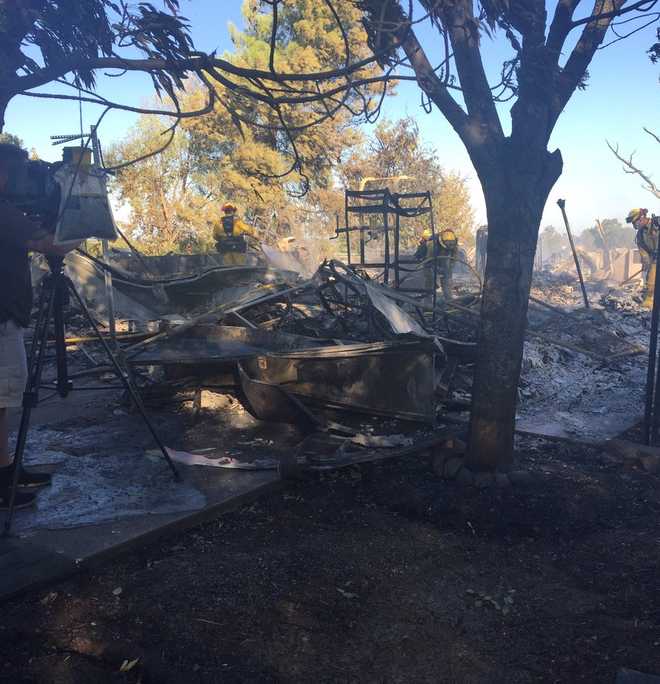 2 homes destroyed in 4alarm vegetation fire in Vacaville