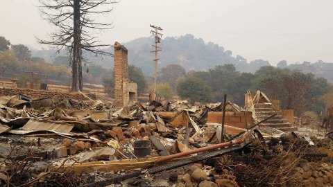 New evacuations ordered as Napa County wildfires grow